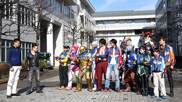 宇宙戦隊キュウレンジャーVSスペース・スクワッド