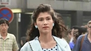 素顔を取り戻した女